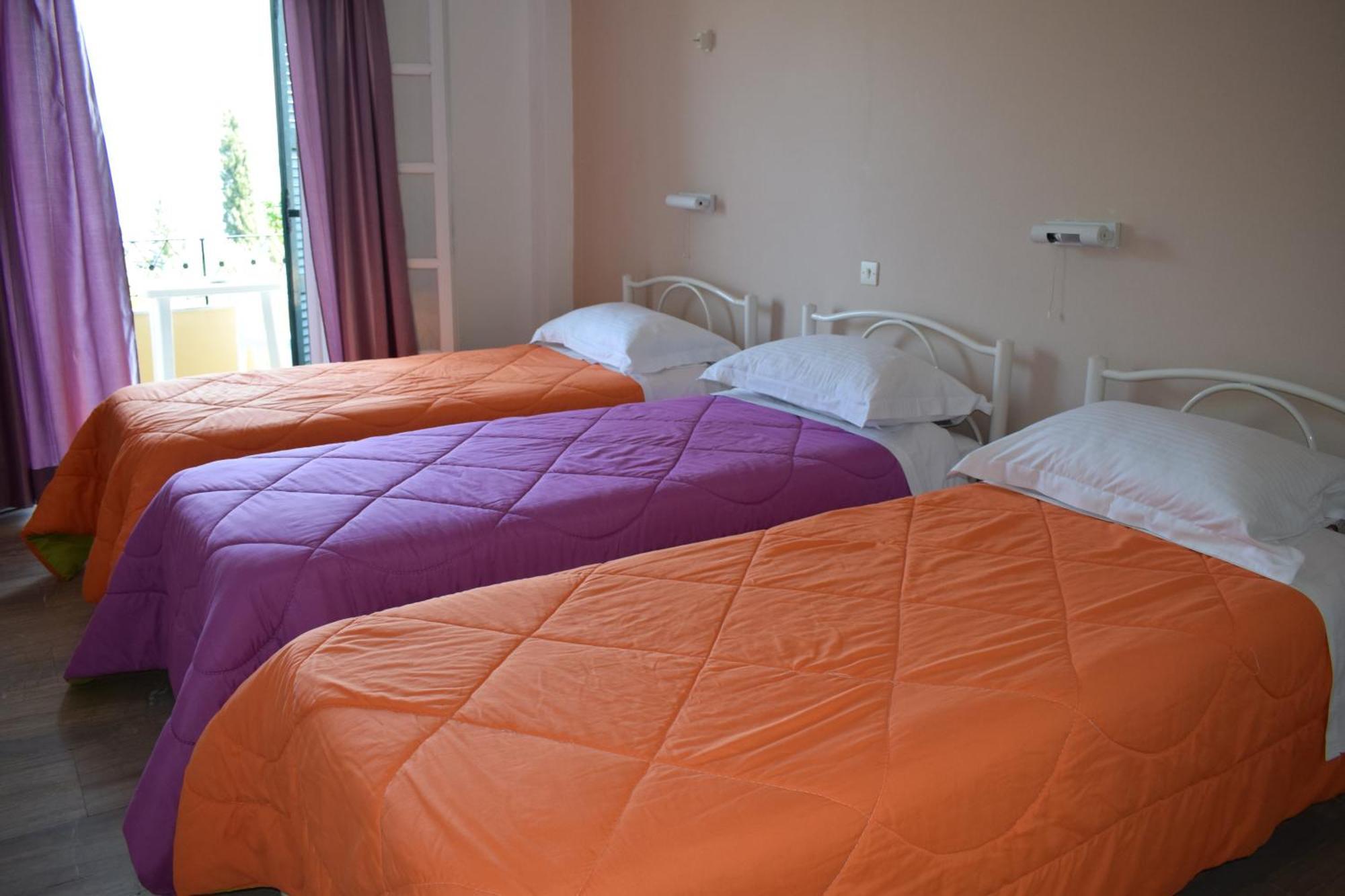 Rising Sun Apartments & Studios Бенитсес Номер фото